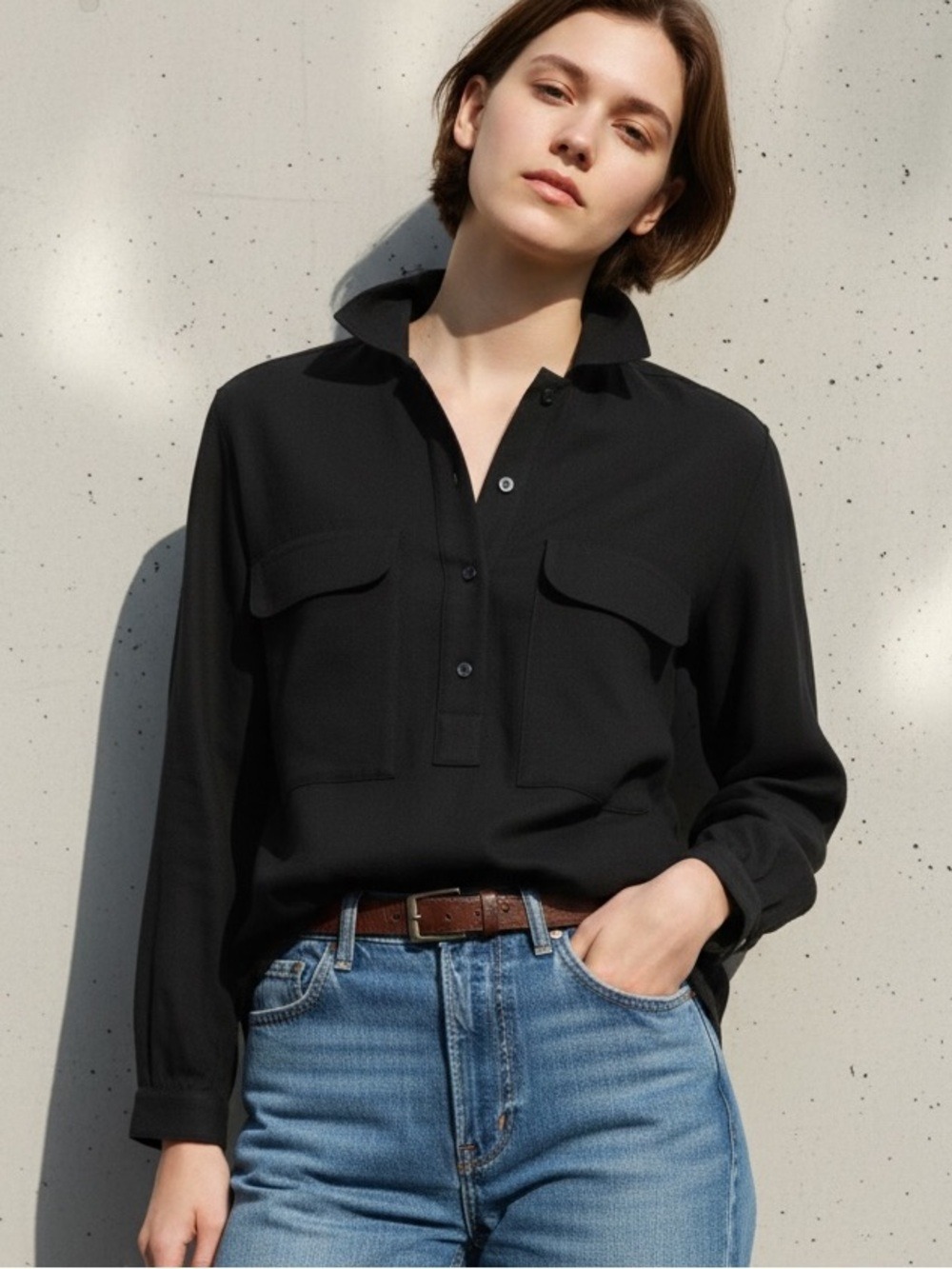 1973 L'EQUIPE WOOL ITALIAN MADE MINIMALIST BLACK LIGHTWEIGHT FRONT BLOUSE SZ S